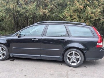 Авто Volvo V50 2006 № 8131083