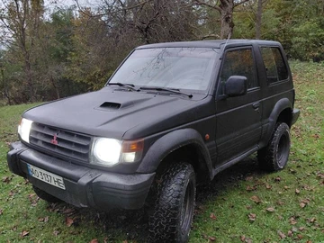 Авто Mitsubishi Pajero 1999 № 8131098