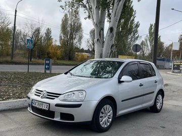 Авто Volkswagen Golf 2004 № 8131133