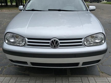 Авто Volkswagen Golf 2003 № 8131279