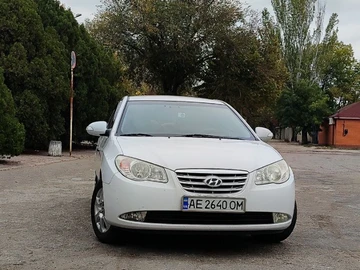 Авто Hyundai Elantra 2011 № 8131500