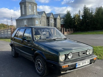 Авто Volkswagen Golf 1986 № 8131502