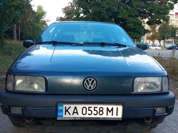 Авто Volkswagen Passat Sedan 1990 № 8131529