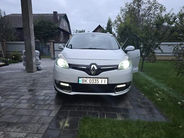 Авто Renault Grand Scenic 2014 № 8131552