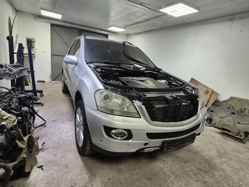 Авто Mercedes 320 2007 № 8131566