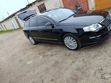 Авто Volkswagen Passat Hatchback 2008 № 8131623