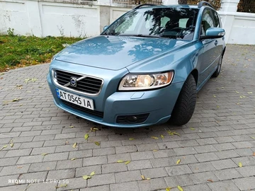 Авто Volvo V50 2009 № 8131843