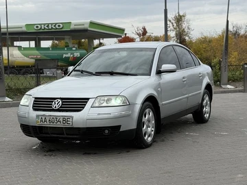 Авто Volkswagen Passat Sedan 2002 № 8131984
