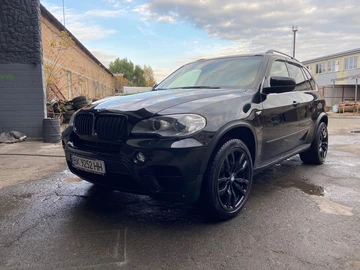 Авто BMW X5 2010 № 8131988