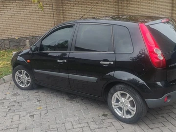 Авто Ford Fiesta 2008 № 8131994