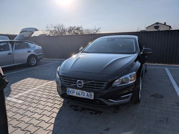 Авто Volvo S60 2013 № 8132008