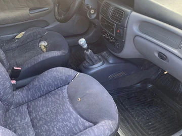Авто Renault Megane 1999 № 8132123
