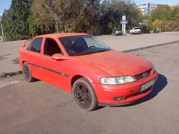 Авто Opel Vectra 1999 № 8132150