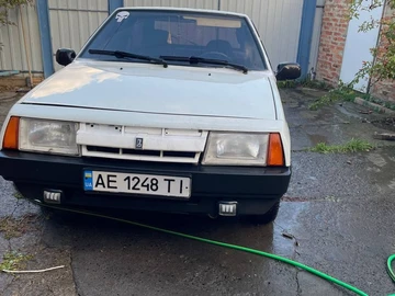 Авто ВАЗ 2108 1992 № 8132193