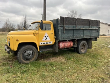 Авто ГАЗ 13 1994 № 8132294