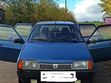 Авто ВАЗ 2109 1997 № 8132305