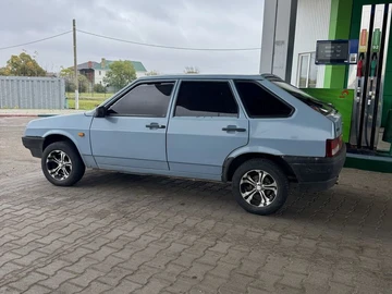 Авто ВАЗ 2109 2005 № 8132311