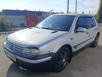 Авто Volkswagen Golf 1998 № 8132349