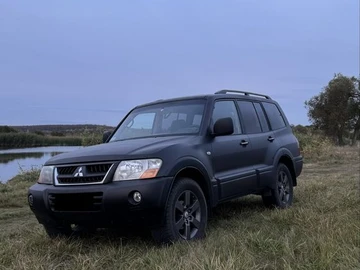 Авто Mitsubishi Pajero 2004 № 8132507