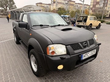 Авто Nissan Navara 2003 № 8132514