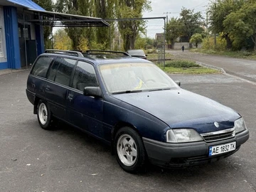 Авто Opel Omega 1989 № 8132565