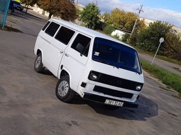 Авто Volkswagen Transporter 1982 № 8132854