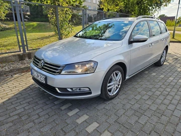 Авто Volkswagen Passat Variant 2011 № 8132929