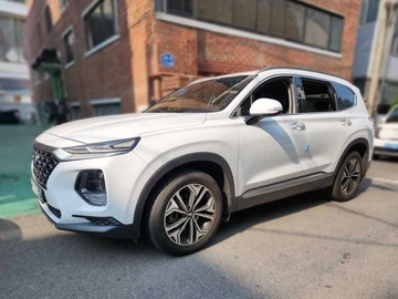 Авто Hyundai Santa Fe 2019 № 8133012