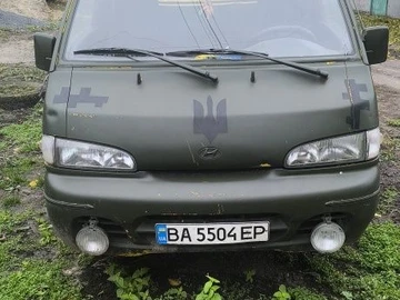 Авто Hyundai H100 1999 № 8133018