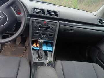 Авто Audi A4 2003 № 8133043