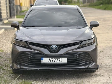 Авто Toyota Camry 2018 № 8133044