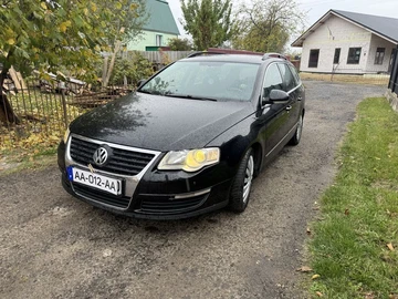 Авто Volkswagen Passat Variant 2005 № 8133233
