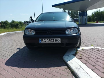 Авто Volkswagen Golf 1998 № 8133243
