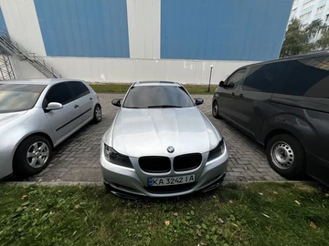 Авто BMW 3 Серия 2010 № 8133335