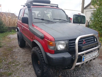 Авто Mitsubishi Pajero 1994 № 8133654