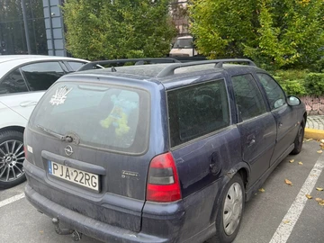 Авто Opel Vectra 1999 № 8134179