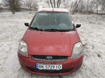 Авто Ford Fiesta 2006 № 8134180