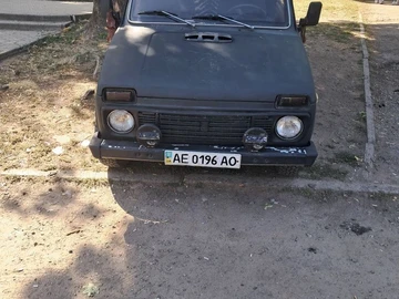 Авто ВАЗ 2121 1990 № 8134184