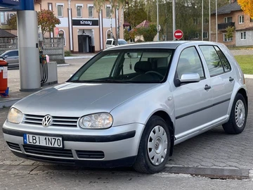 Авто Volkswagen Golf 2003 № 8134455