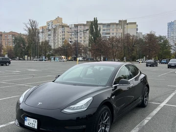 Авто Tesla Model 3 2019 № 8134462