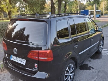 Авто Volkswagen Touran 2013 № 8134472