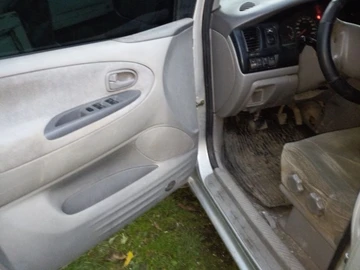Авто Mazda 2 2002 № 8134580
