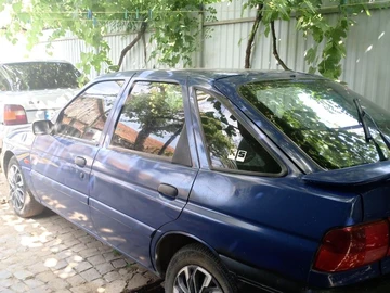 Авто Ford Escort 1997 № 8134622