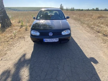 Авто Volkswagen Golf 2001 № 8134776