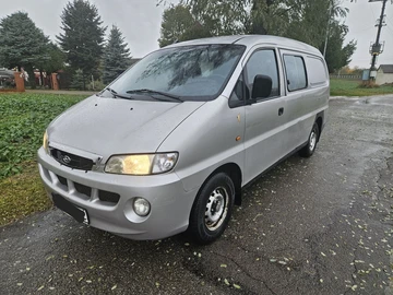 Авто Hyundai H200 2002 № 8134790