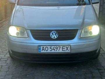 Авто Volkswagen Touran 2005 № 8134862