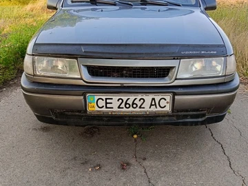 Авто Opel Vectra 1989 № 8134941