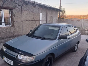 Авто ВАЗ 2110 2002 № 8134955
