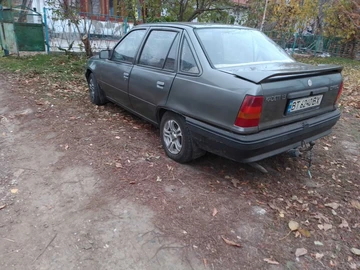 Авто Opel Kadett 1988 № 8135029