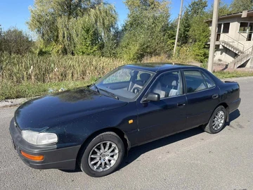 Авто Toyota Camry 1992 № 8135084
